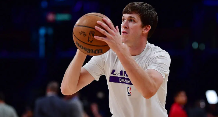 Austin Reeves says Lakers are capable of winning it all in this $12 million season